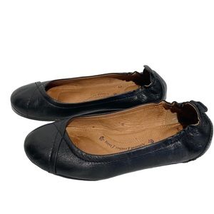 Sofft black leather ballet flats size 7